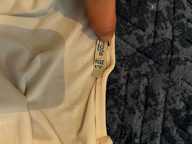 Zara Kırık beyaz crop