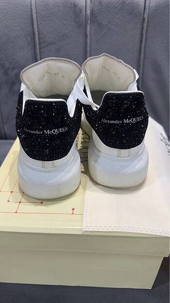 39 Beden beyaz Renk alexander mcqueen ayakkabı