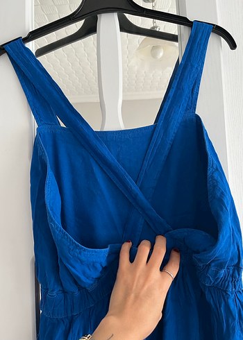 Kadın Mavi Denim Askılı Şort Tulum - Görsel 3