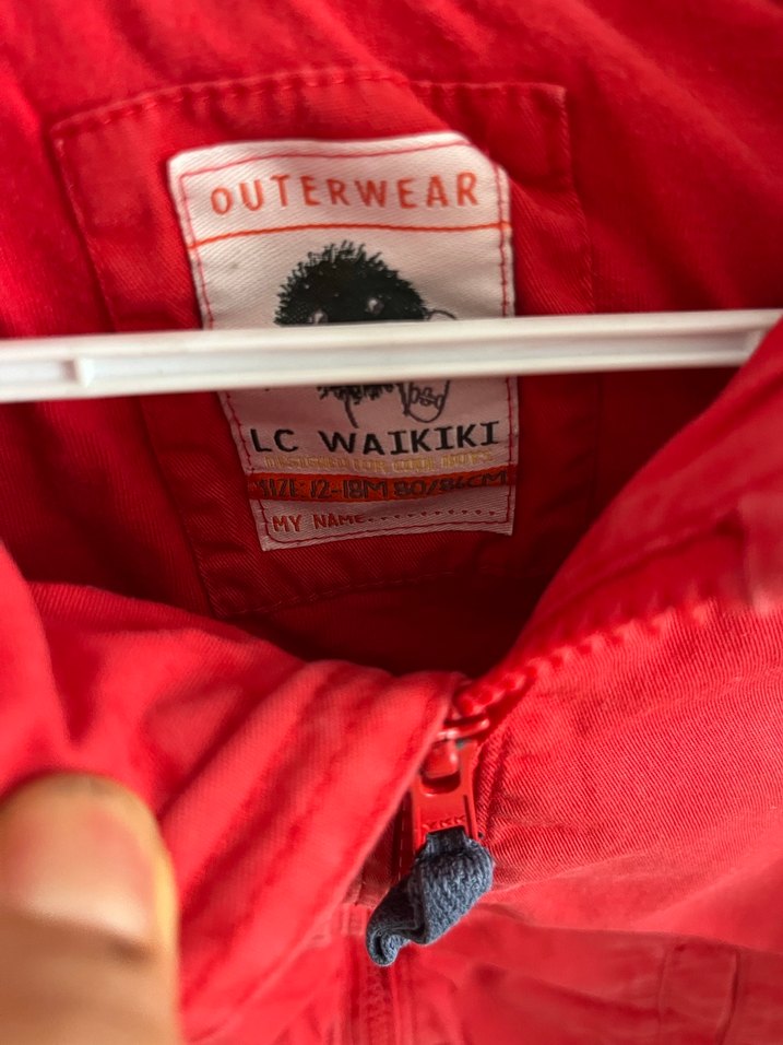 Kapüşonlu Kırmızı Erkek Çocuk Mont - Görsel 3