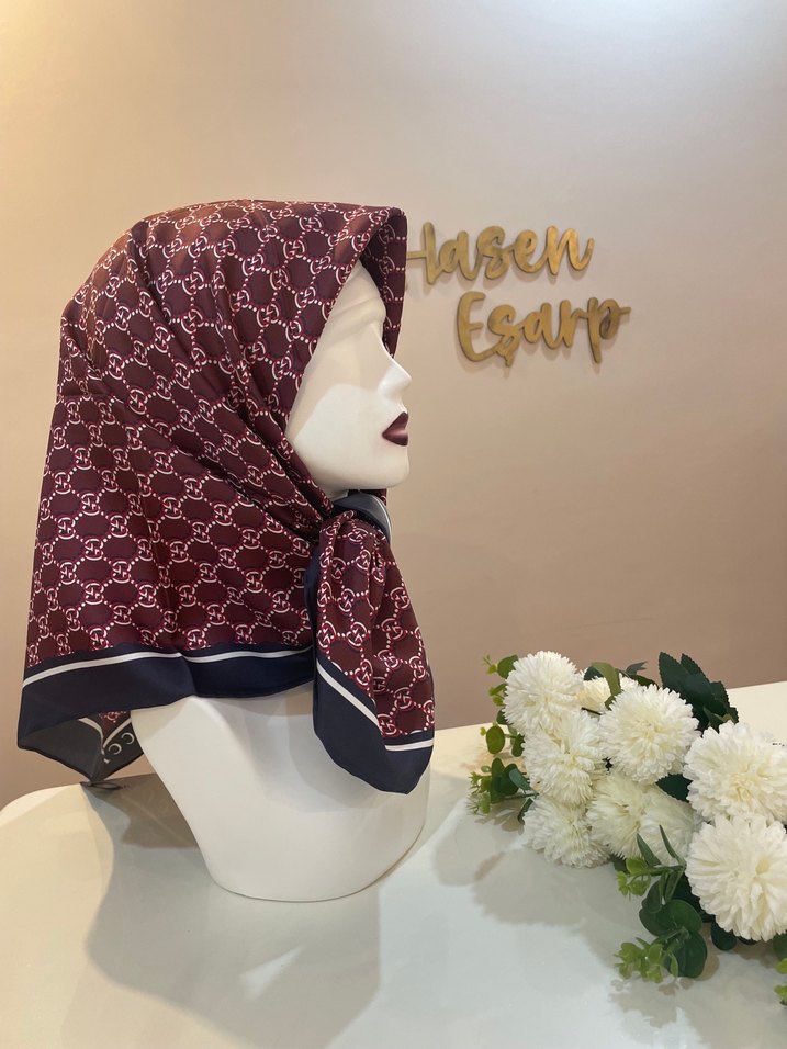 Bordo Drapeli Kadın eşarp - Görsel 2