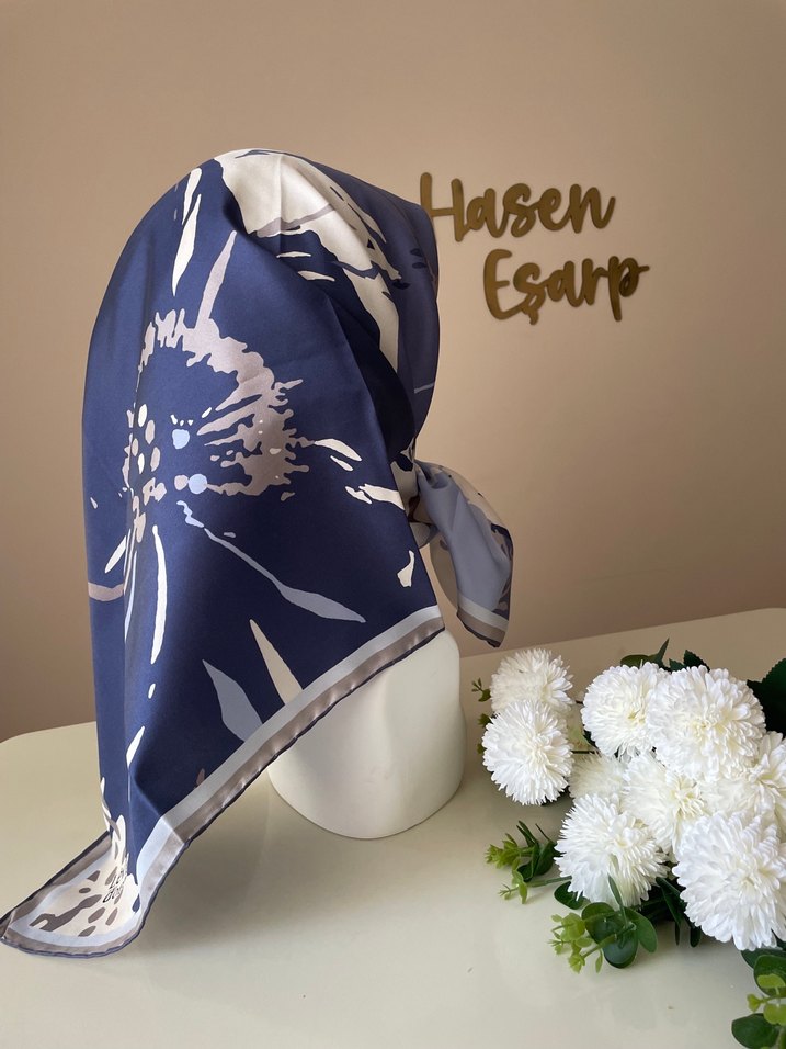 Mavi Gri Desenli Kadın eşarp - Görsel 2