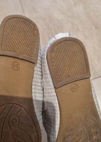 Kız Çocuk Beyaz Tokalı Babet Ayakkabı - Görsel 3