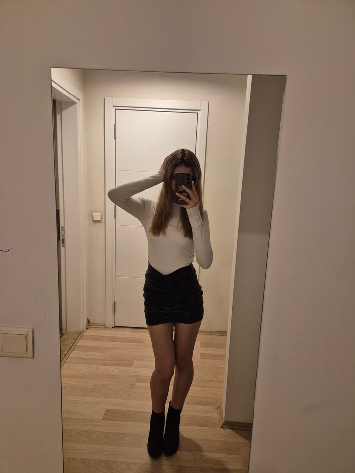 Siyah Mini Deri Etek - Görsel 5