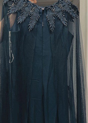 Siyah Nakışlı Uzun Gotik Abiye Elbise - Görsel 4