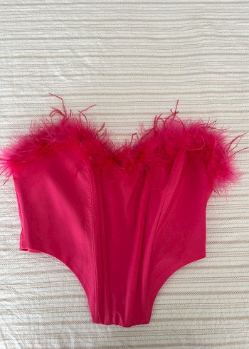 Pembe Kürklü Mini Straplez Bustiyer