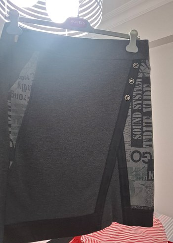 Gri Desenli Yırtmaçlı Kadın Kalem Etek - Görsel 2