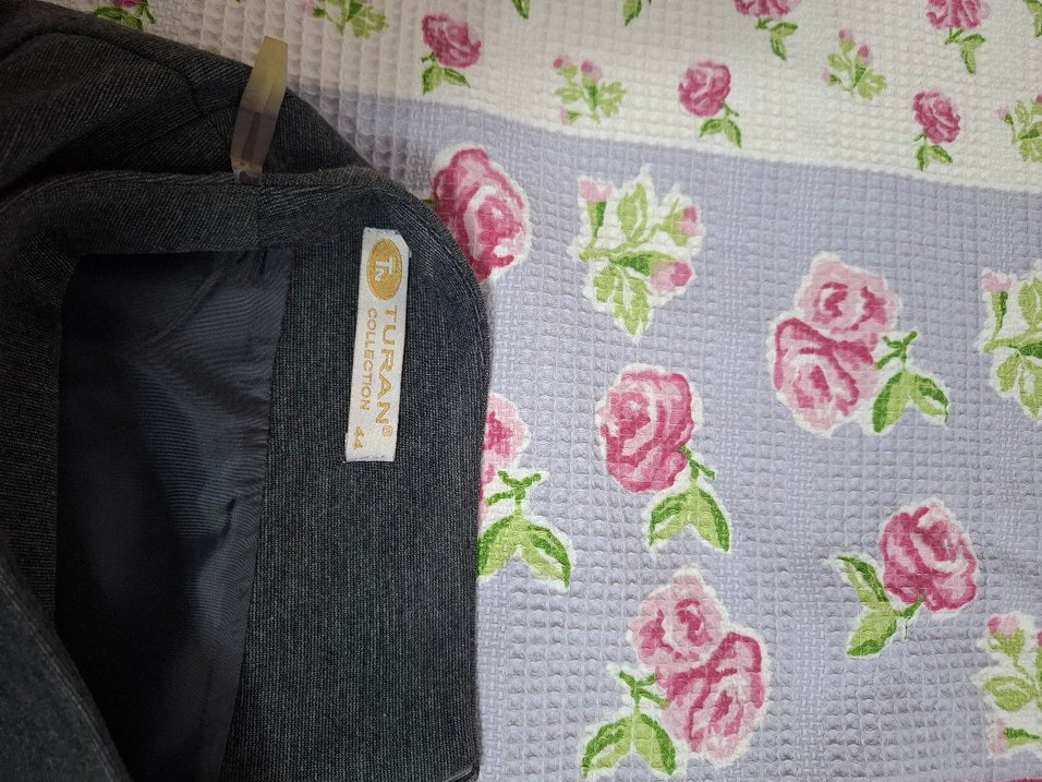 Gri Desenli Yırtmaçlı Kadın Kalem Etek - Görsel 4