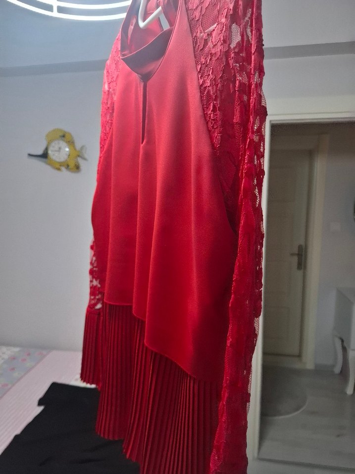 kurmızı Dantel Detaylı Uzun Kollu Bluz - Görsel 5