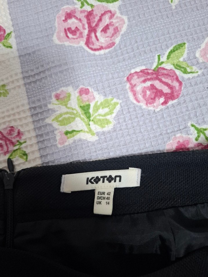 Siyah Pilili kısa etek - Görsel 3