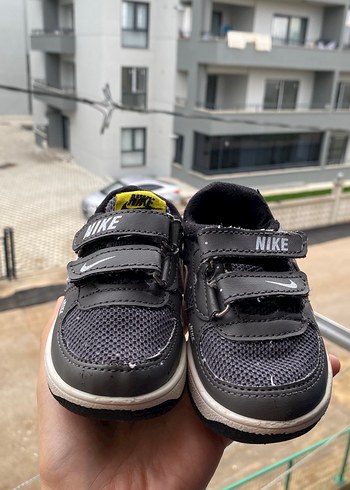 Nike Erkek Çocuk Gri Spor Ayakkabı - Görsel 2