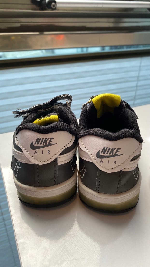 Nike Erkek Çocuk Gri Spor Ayakkabı - Görsel 3