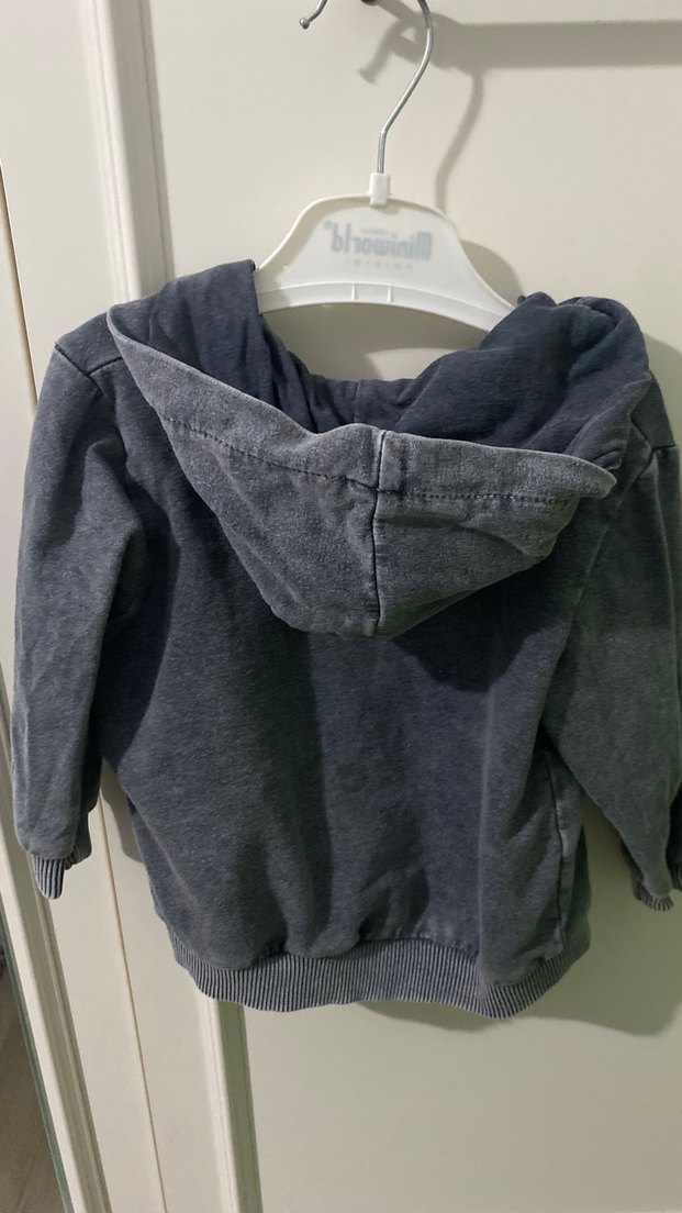 Erkek Çocuk Gri Kapüşonlu Fermuarlı Sweatshirt - Görsel 2