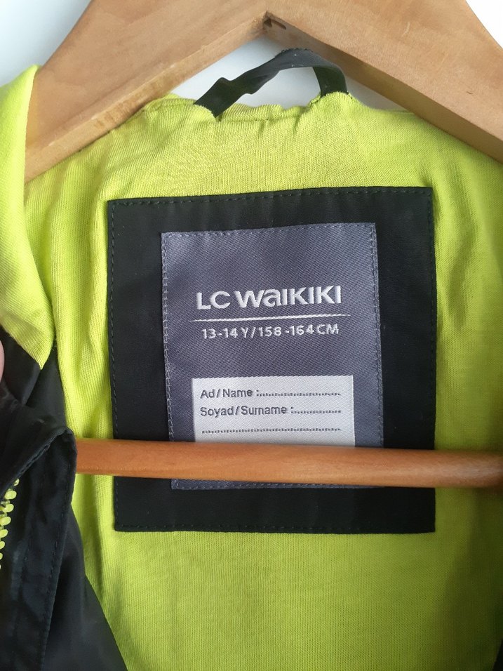 Siyah Kapüşonlu Erkek Rüzgarlık - Görsel 5