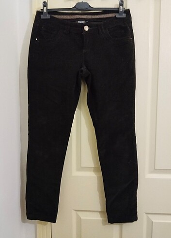 LC Waikiki MP07 Kadife kadın pantolonu