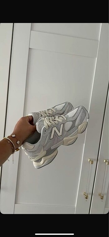 39 Beden New balance 9060 quartz grey