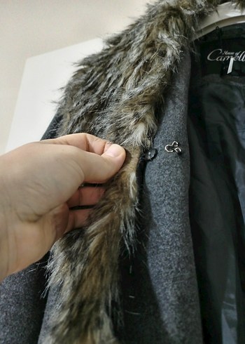 Kürk Yakalı Gri Kaban - Görsel 3