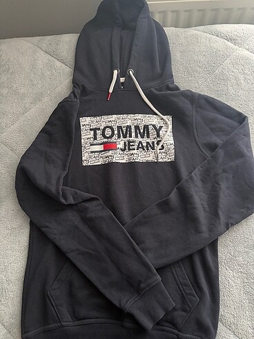 Tommy sweat