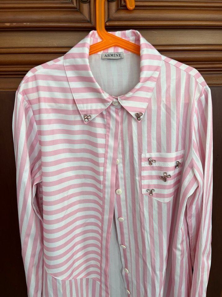 Düğmeli Uzun Kollu Pembe Çizgili Kadın Gömlek - Görsel 2