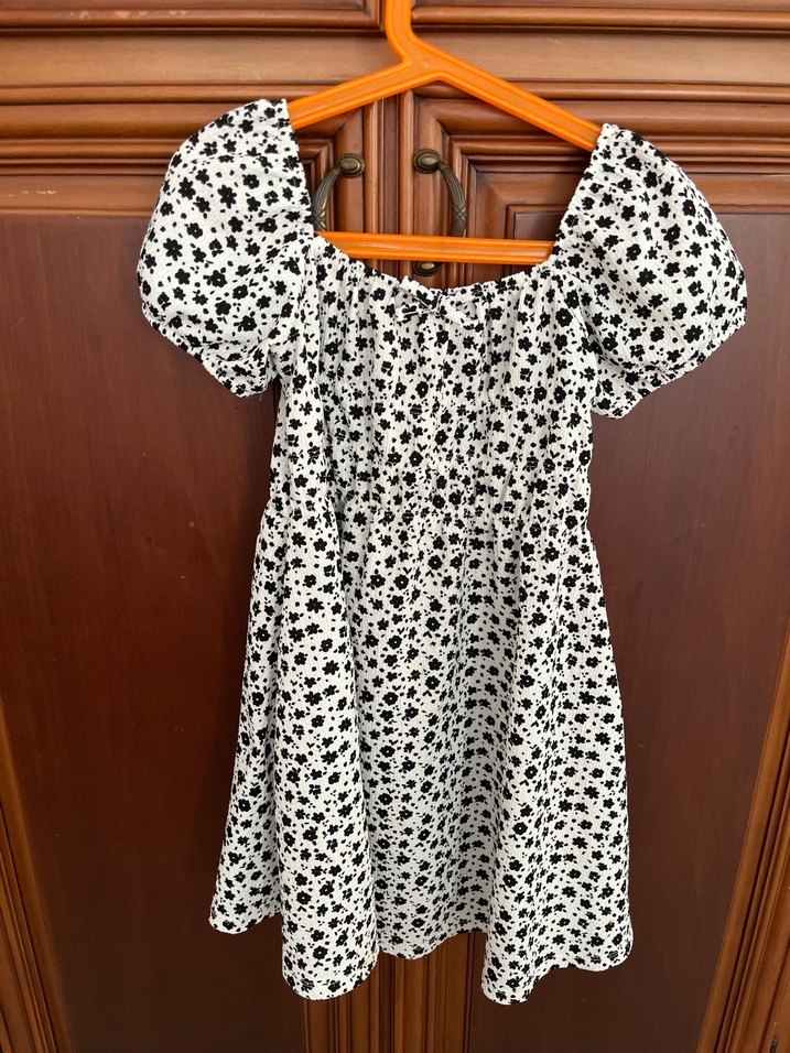 Siyah Beyaz Çiçekli Mini Elbise 7-8 years - Görsel 2