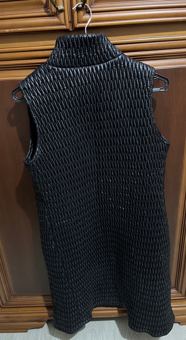 Kadın Siyah Deri Yılan Desenli Uzun Yelek - Görsel 3