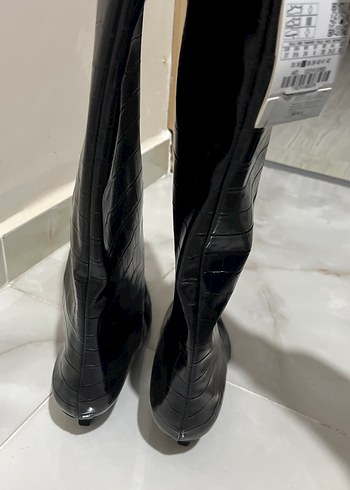 Siyah Yılan Desenli Deri Dizüstü Bot - Görsel 4