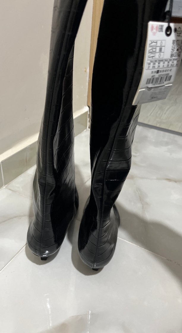 Siyah Yılan Desenli Deri Dizüstü Bot - Görsel 4