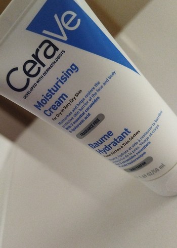 CeraVe Nemlendirici Krem 50 ml