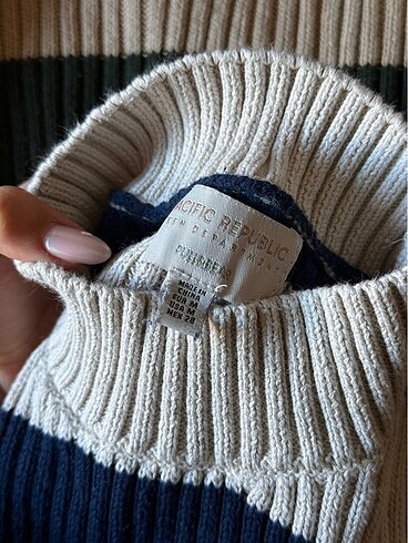 Pull and Bear Pull&bear dik yaka kazak