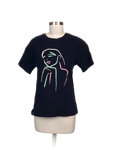 LC Waikiki T-shirt %70 İndirimli.