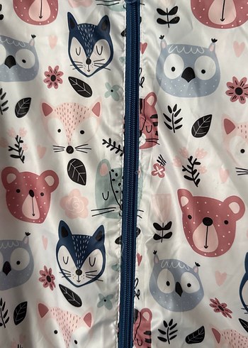 Kız Çocuk Kapüşonlu Renkli Baskılı Yağmurluk - Görsel 7