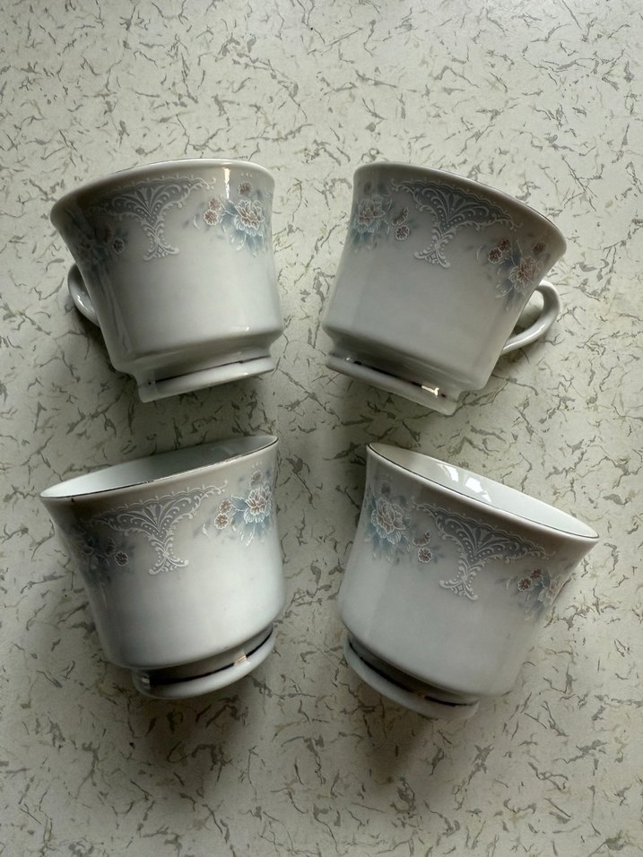 Gri Çiçek Desenli Beyaz Porselen kahve Fincan Takımı - Görsel 2