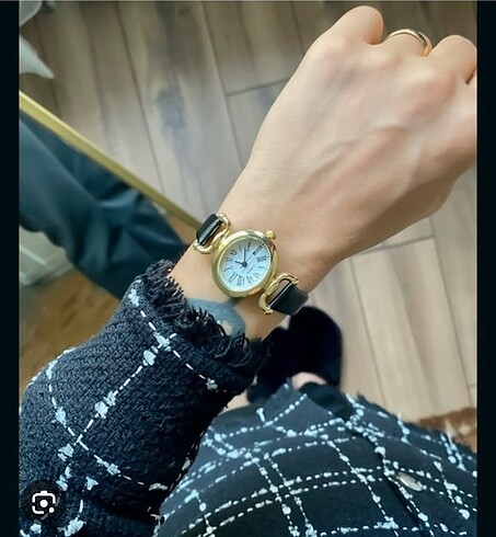 Saat yeşil