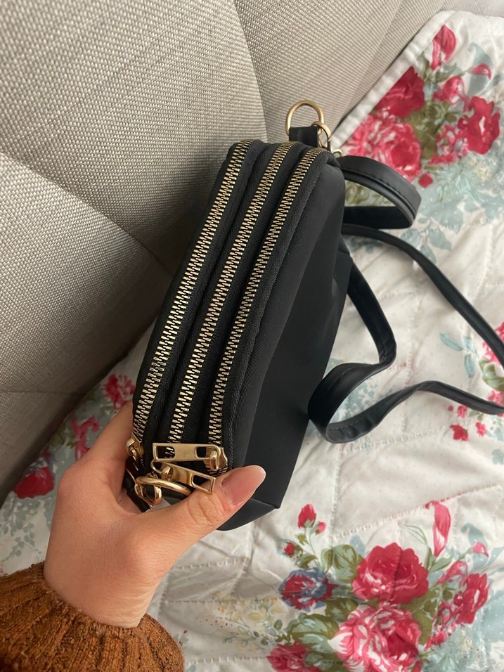 Zara Siyah Deri Fermuarlı Kadın Çanta - Görsel 2