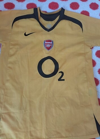 Arsenal 05-06 forma