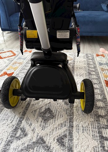 Sarı Kaplamalı Üç Tekerlekli Bisiklet - Görsel 5