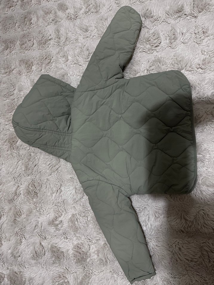 Gri Kapüşonlu Erkek Çocuk Mont - Görsel 2