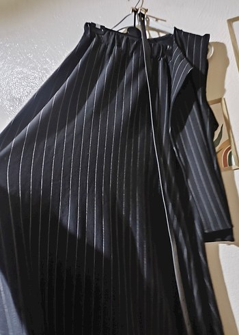 Siyah ikili etekli takım - Görsel 3