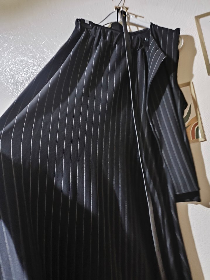 Siyah ikili etekli takım - Görsel 3