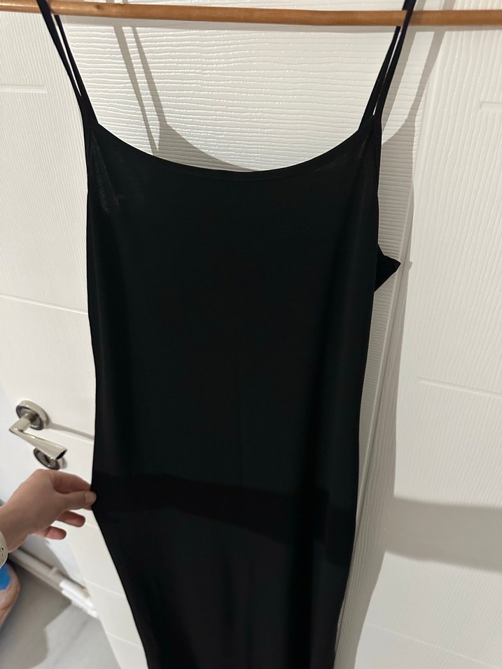 Siyah İnce Askılı Uzun Elbise - Görsel 4