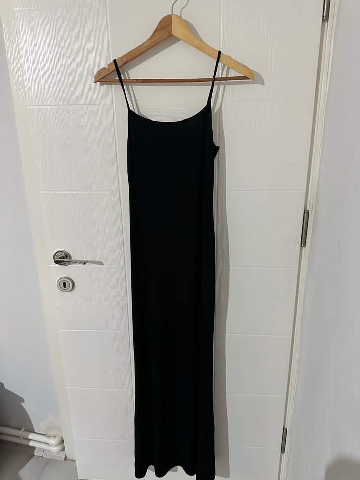 Siyah İnce Askılı Uzun Elbise - Görsel 3