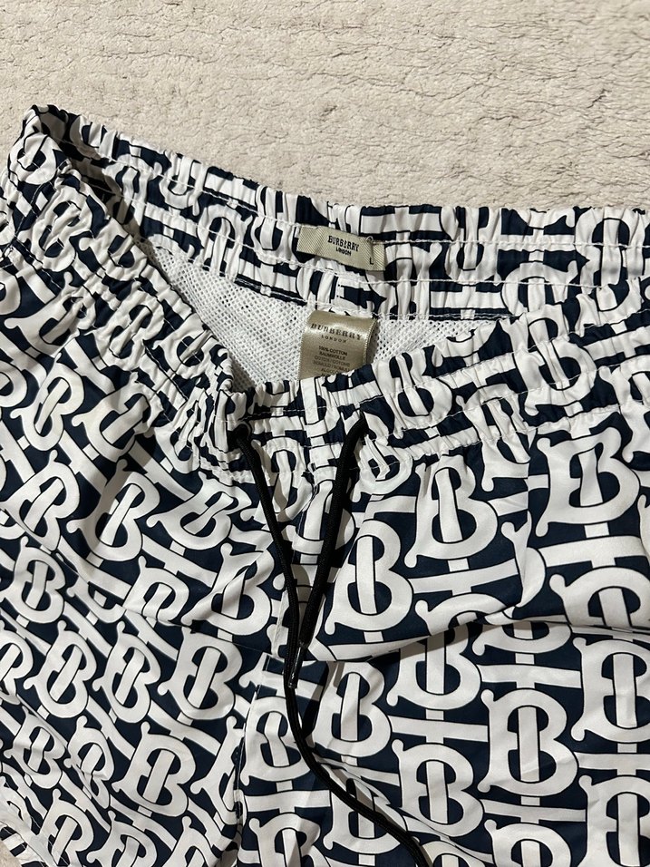 Desenli Siyah Beyaz Mini Erkek Şort - Görsel 2