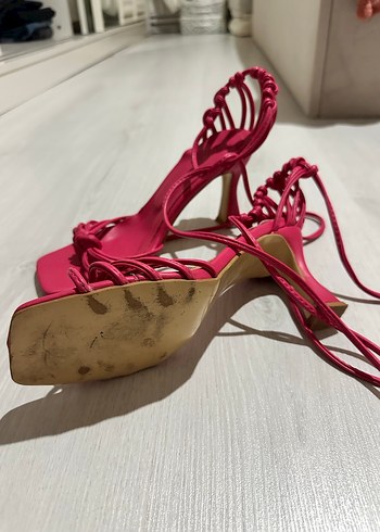 Diğer Pembe İnce Topuklu Kadın Sandalet