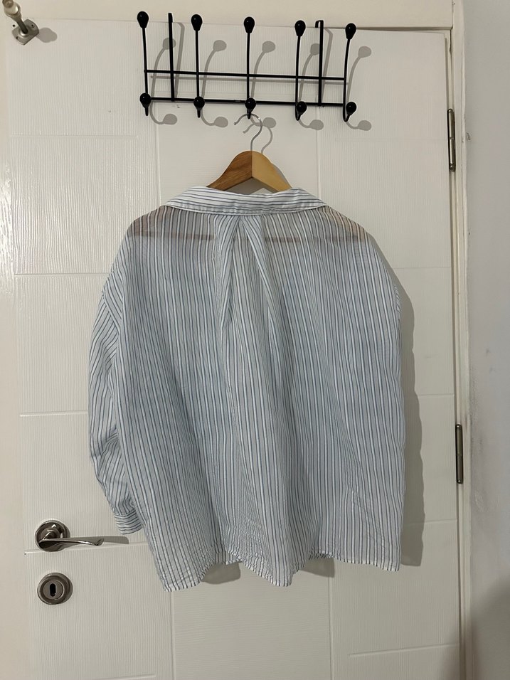 Düğmeli Yarım Kollu Çizgili Gömlek - Görsel 3