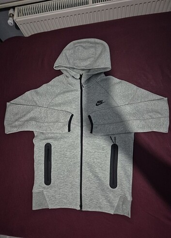 Tech fleece