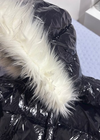 m Beden Siyah Parlak Deri Mini şişme Mont Kürklü