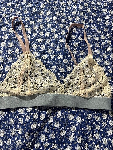 bralet