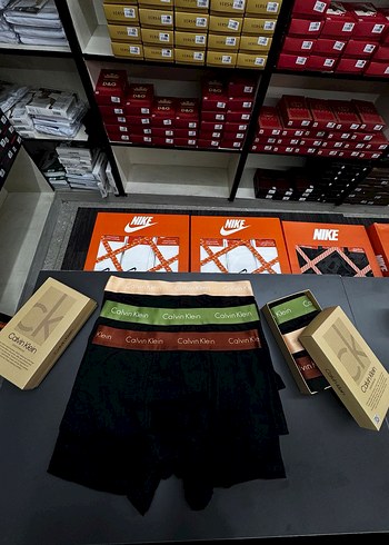 Calvin Klein Siyah Baskılı Erkek Boxer - Görsel 3