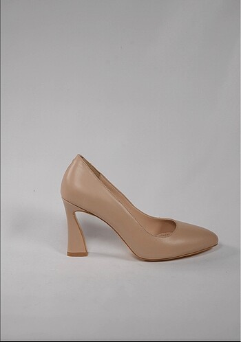 38 Beden ten rengi Renk Nine west Bej Topuklu Ayakkabı
