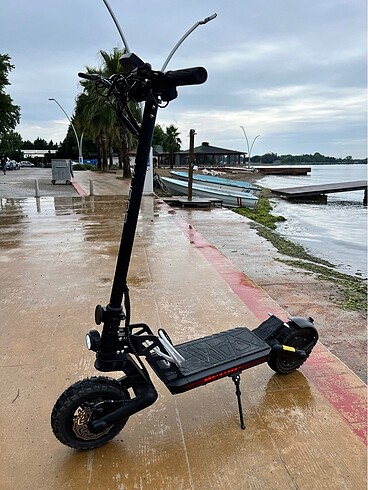 Kugoo g2 pro scooter